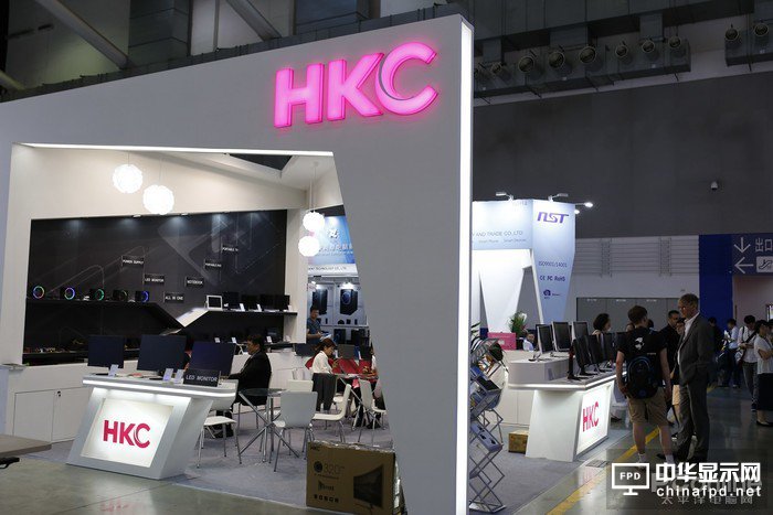 HKC展出主力電競(jìng)屏 還吸引到國外選手的到場(chǎng)